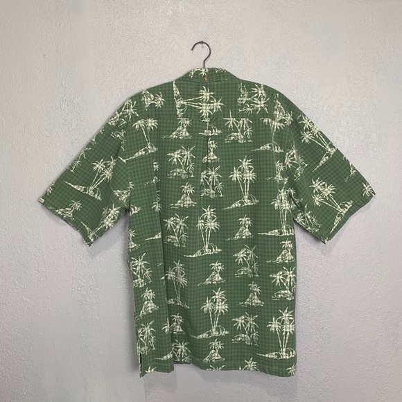 Columbia Hawaiian batik print button front shirt - Picture 5 of 8